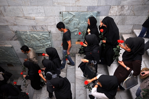 آرامگاه فردوسی