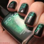 طرح مورب مشکی و سبز