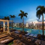 بزرگترین استخر روباز جهان